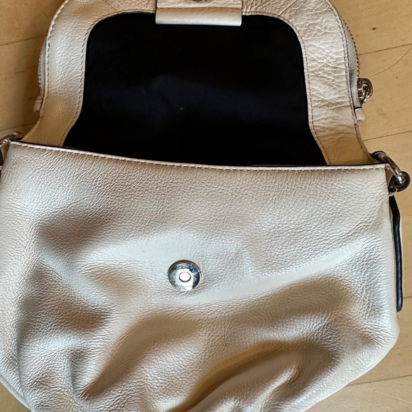 Marc By Marc Jacobs white crossbody, CB2418 - Picture 3 of 14